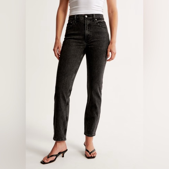 Abercrombie & Fitch Size 2/26 Black The Mom High Rise Straight Leg Jeans - Picture 1 of 11